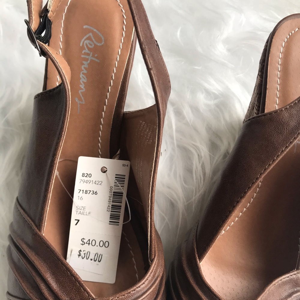 Wedge Sandal - Picture 5 of 5